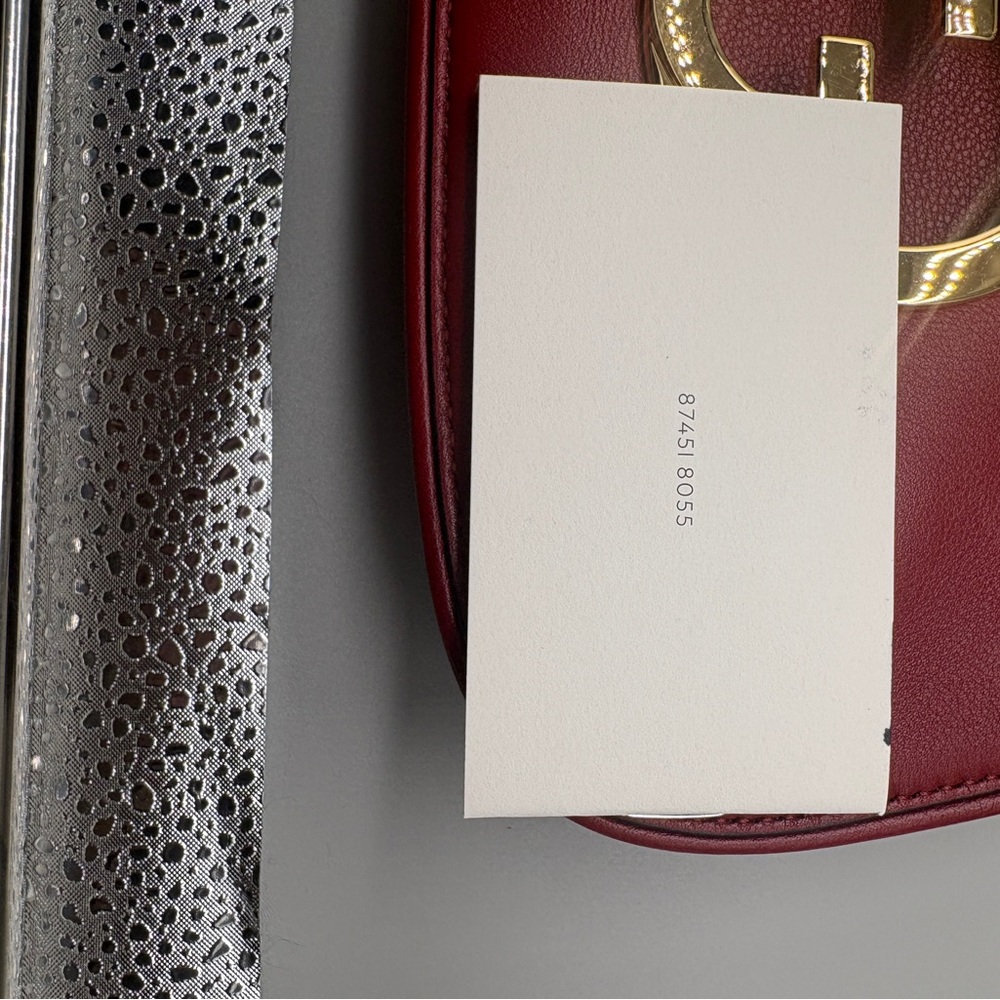 Authentic Gucci Interlocking G Small Leather Shou… - image 14